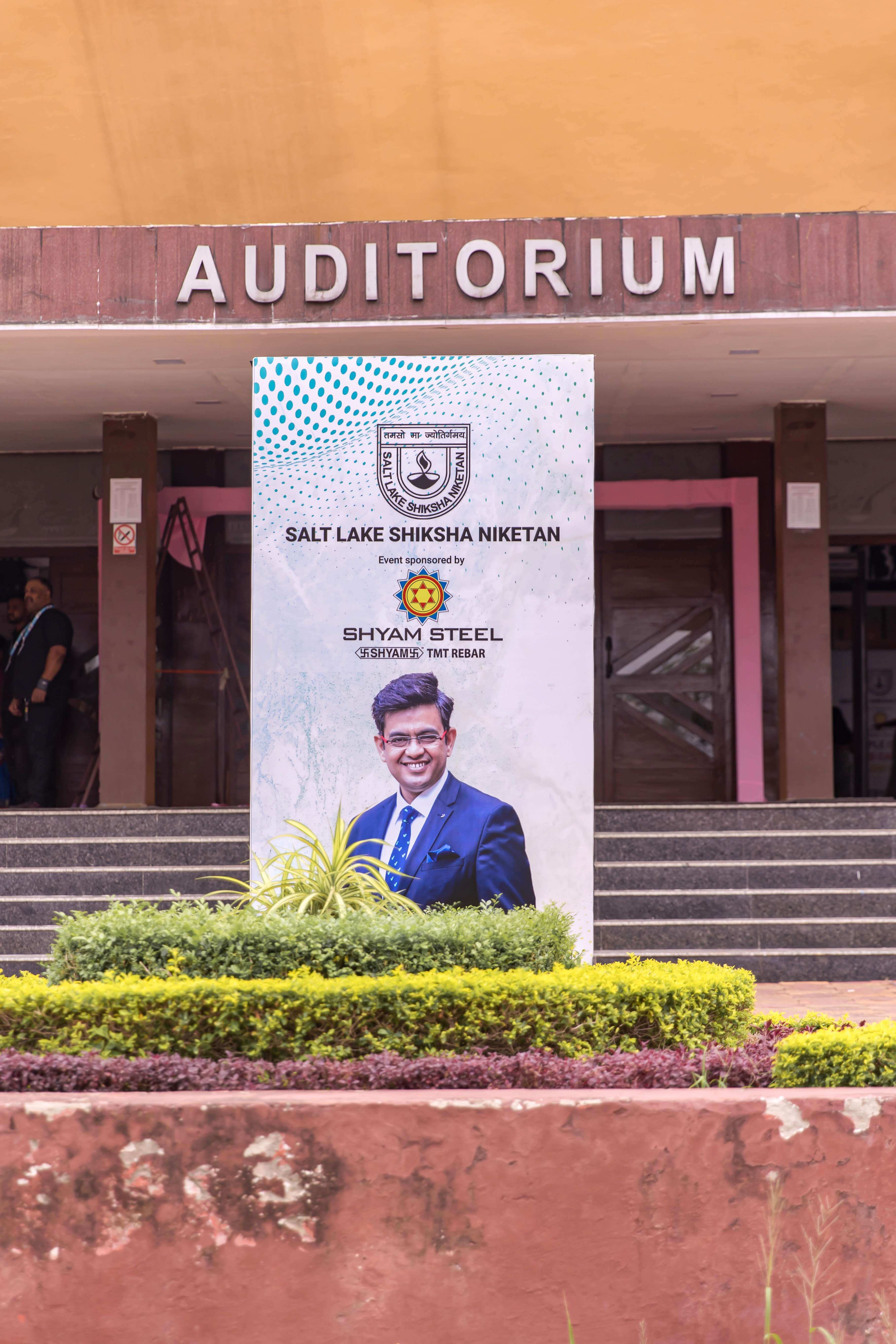 Saltlake Shikshaniketan